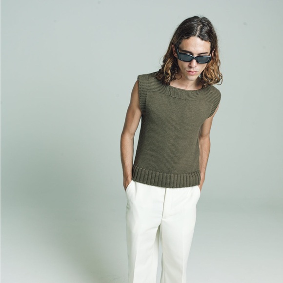 Second Layer Life Saver Vest in Olive - Picture 2 of 9